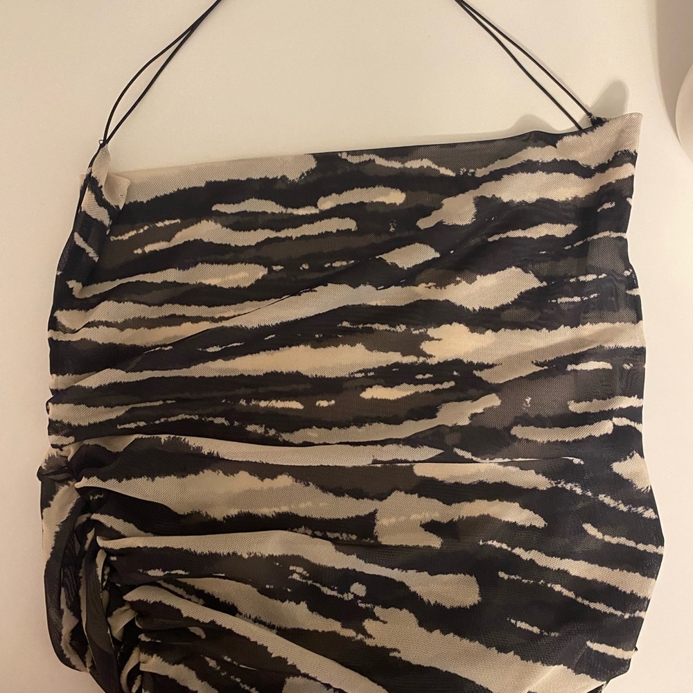 Zara Black and Cream top